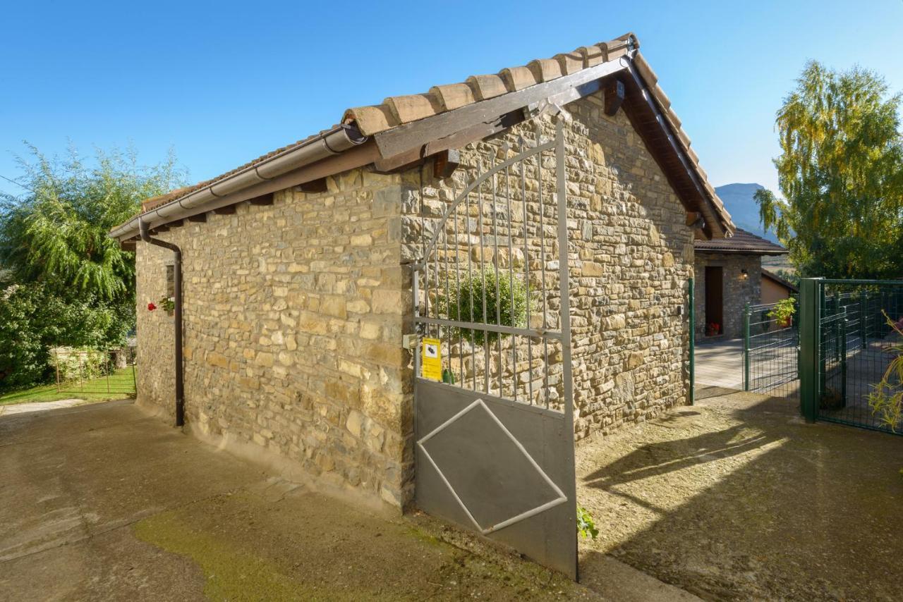 O Zierzo Villa Jaca Exterior photo