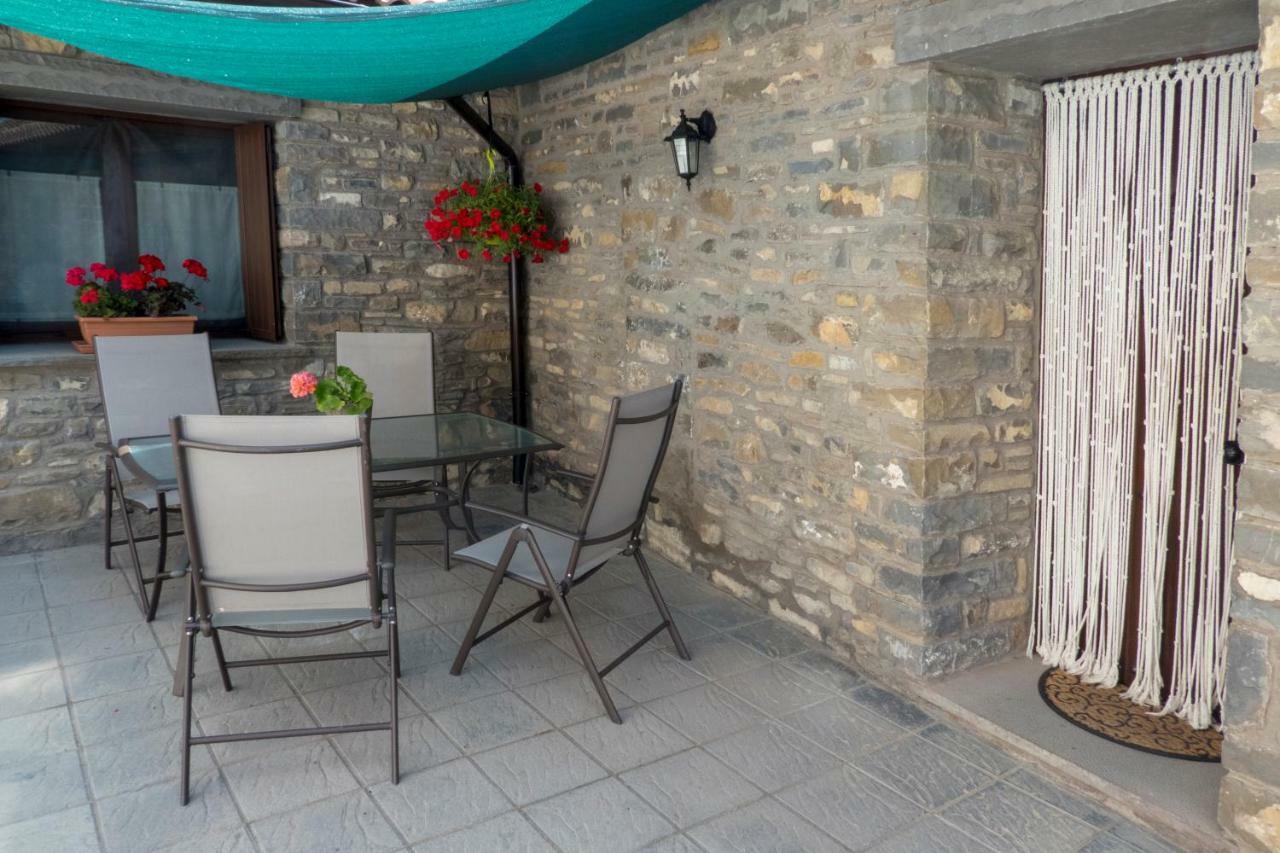 O Zierzo Villa Jaca Exterior photo